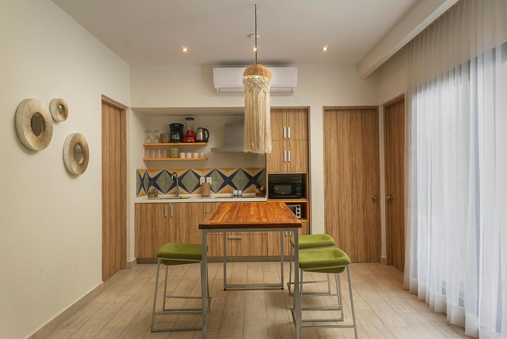Opal Suites Apartments Плая-дель-Кармен Экстерьер фото